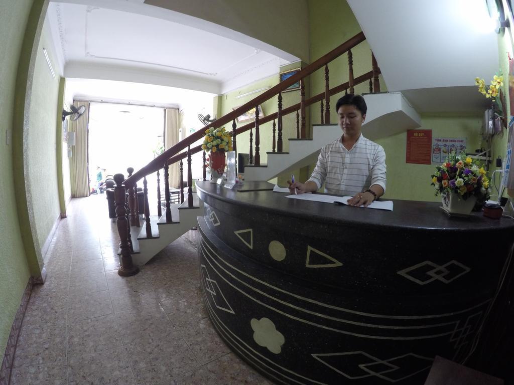 Thanh Linh Hotel 퀴논 외부 사진
